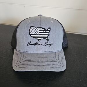 Southern Snap Gray and Black Cap